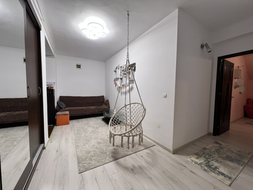 Apartament de 3 camere, 61 mp, parcare, zona Spartan Eroilor