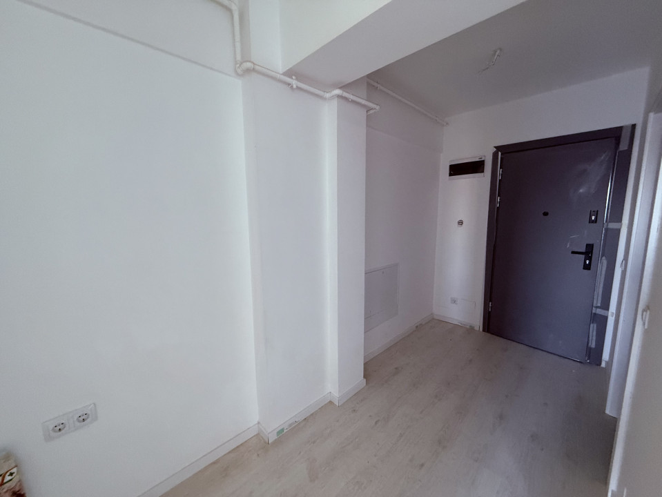 Apartament ultrafinisat, 38,2 mp utili, balcon 3,8 mp, zona strazii Frunzisului