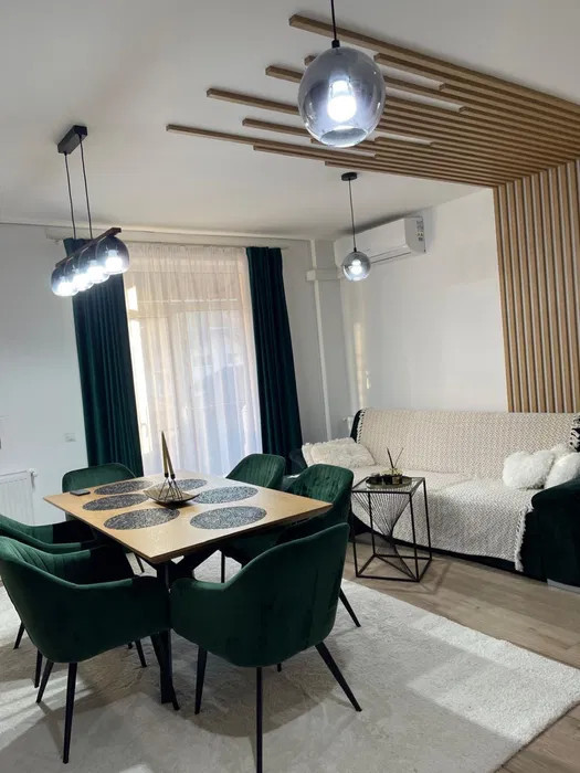 Apartament cu 3 camere, 68 mp, parcare, balcon, zona Parcului Poligon