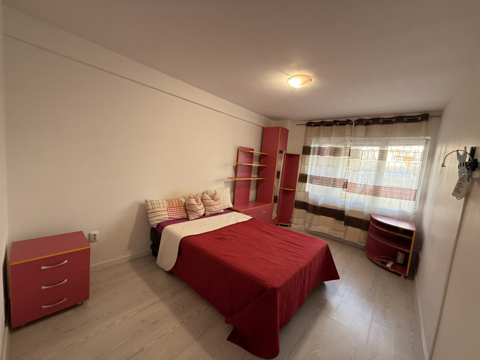 Apartament 3 camere decomandate la cheie, zona Baciu Petrom