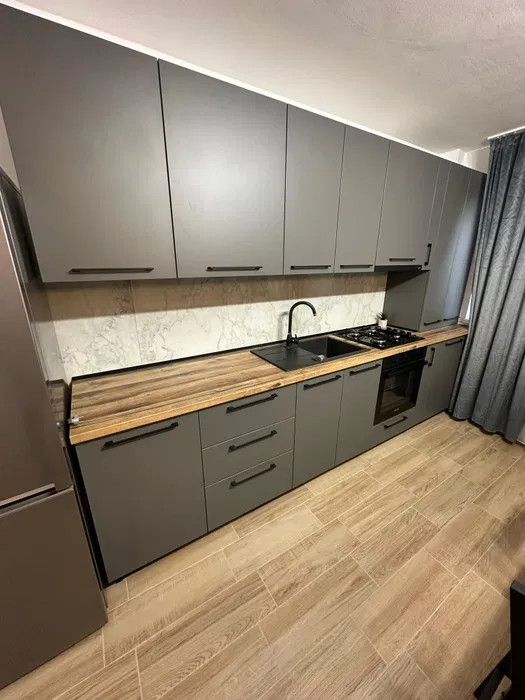 Apartament cu 2 camere, 48 mp, zona Stadionului