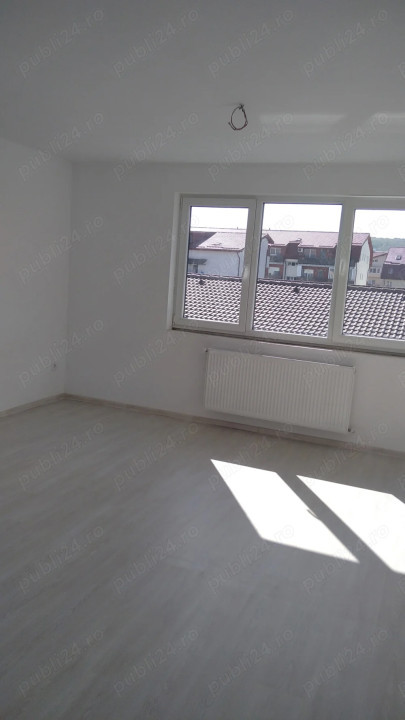 Apartament cu 3 camere, 71 mp, 2 bai, parcare, zona Eroilor