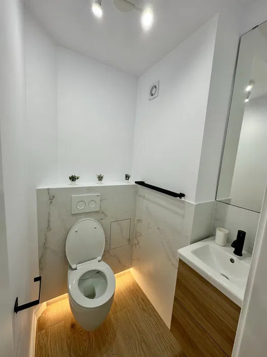 Apartament cu 2 camere finisate, zona FSEGA