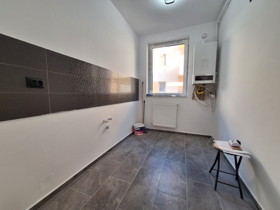 Apartament cu 2 camere, 58 mp, parcare, zona Eroilor