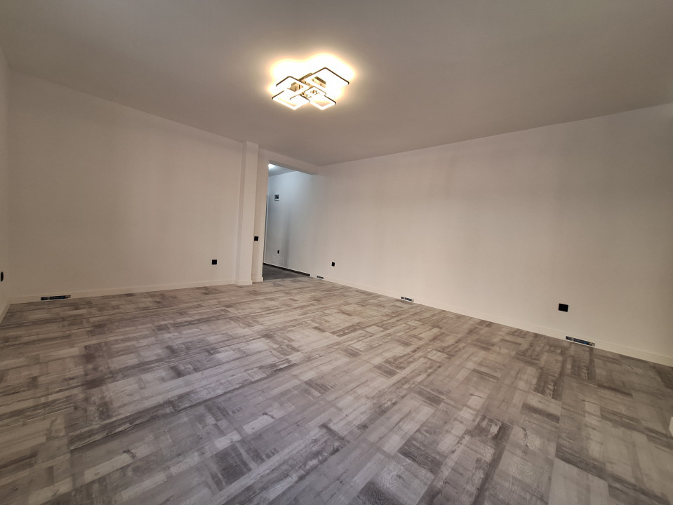 Apartament cu 2 camere, 58 mp, parcare, zona Eroilor