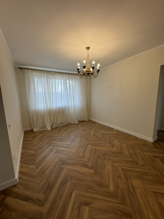 Apartament 3 camere, decomandate, zona Eremia Grigorescu