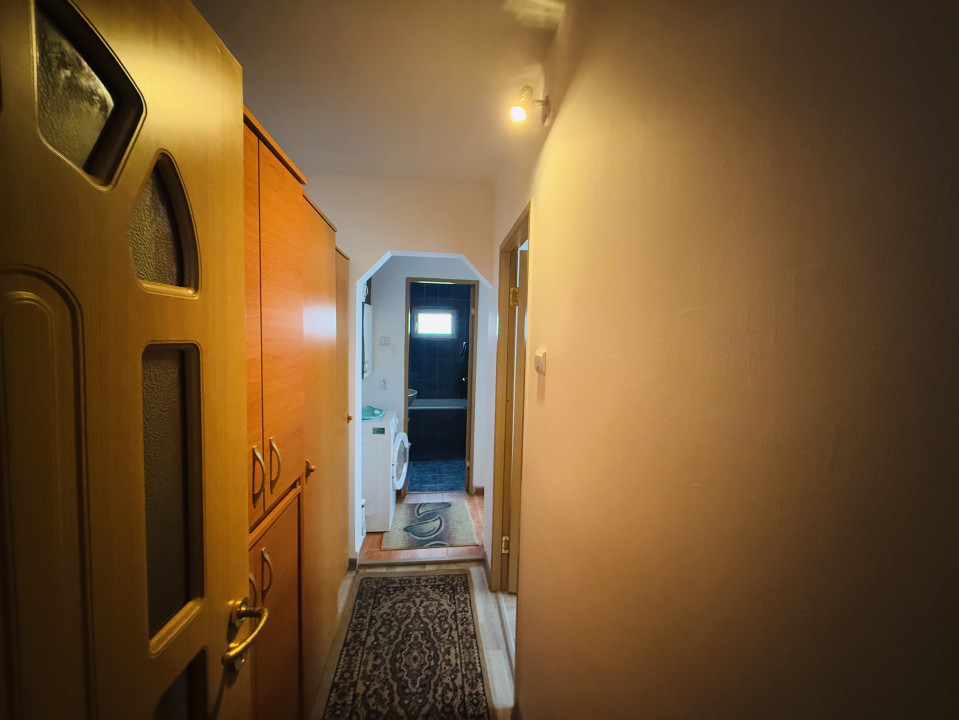 Apartament 3 camere la cheie, 50 mp utili, zona Manastur