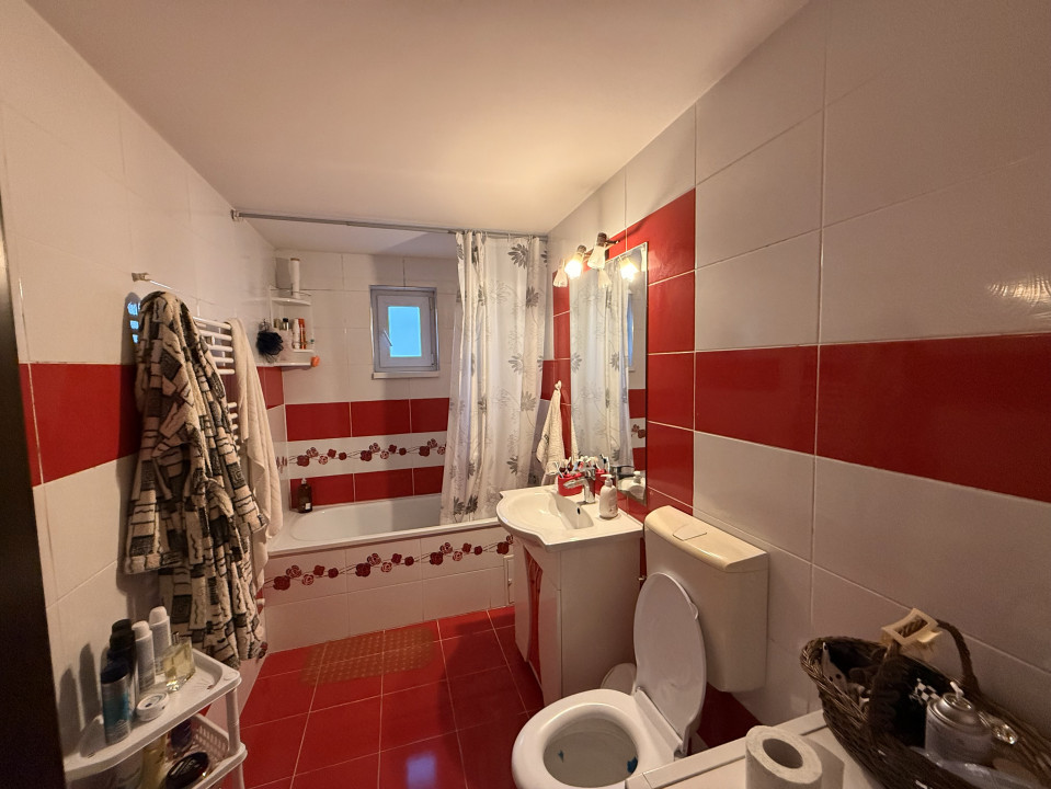 Apartament 3 camere la cheie, 53,4 mp utili, 18 mp terasa, zona Iris 