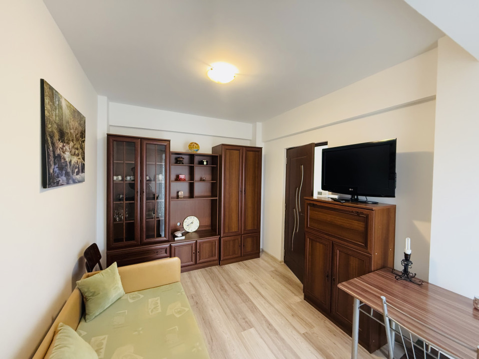 Apartament 2 camere la cheie, 38 mp utili cu balcon 4 mp, zona Floresti Lidl