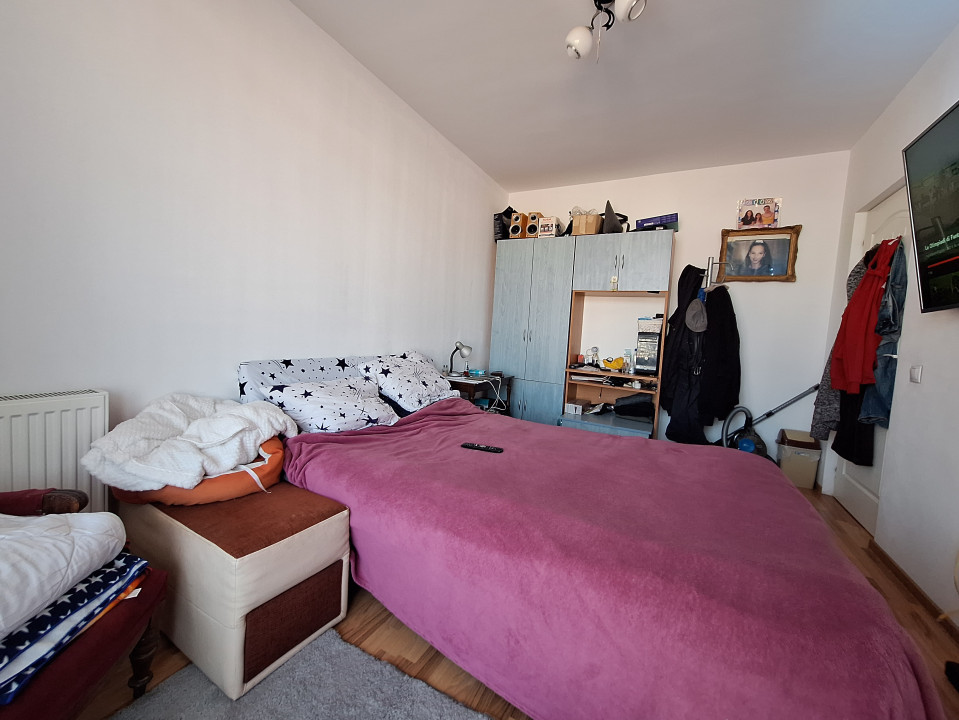 Apartament cu 2 camere, 42 mp, balcon, zona Porii