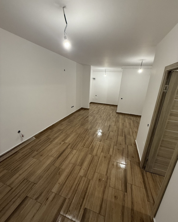 Apartament 1 camera , 41 mp , semidecomandat, zona Avram Iancu