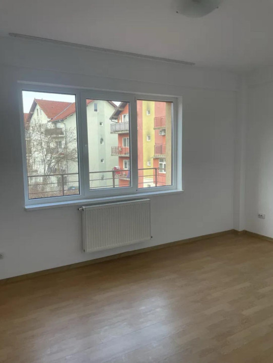 Apartament 3 camere, 68 MP, Manastur