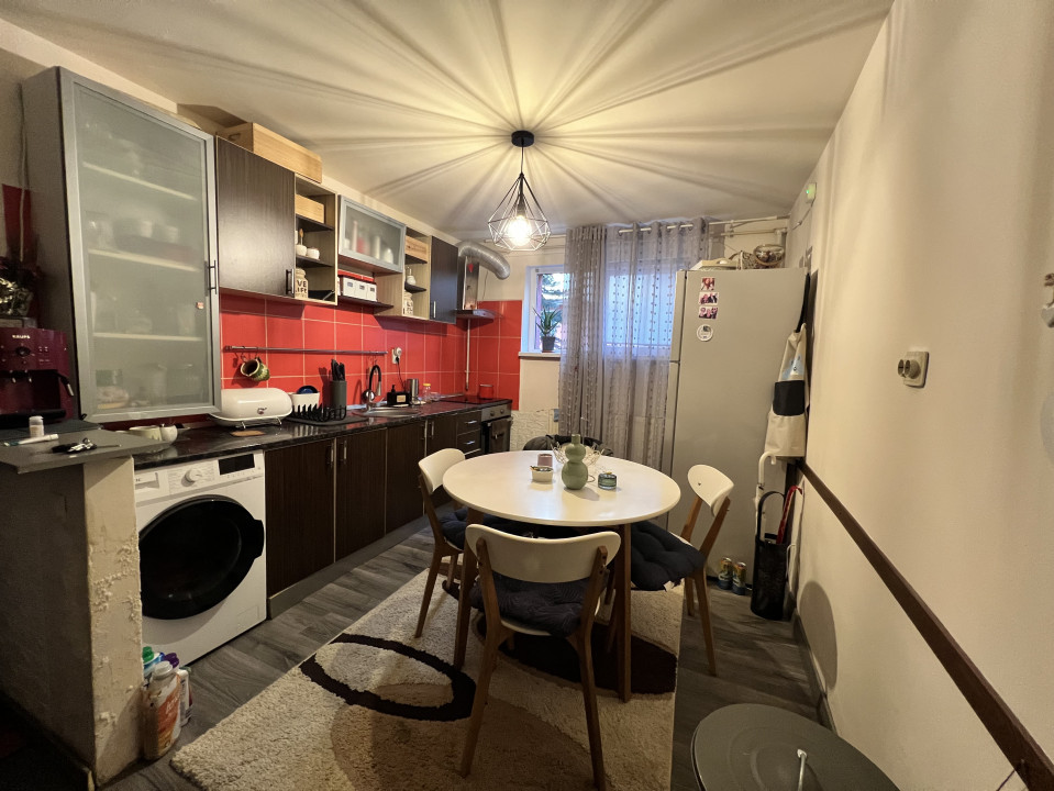 Apartament de 2 camere decomandate, 58 mp, str Colinei LIDL/VIVO