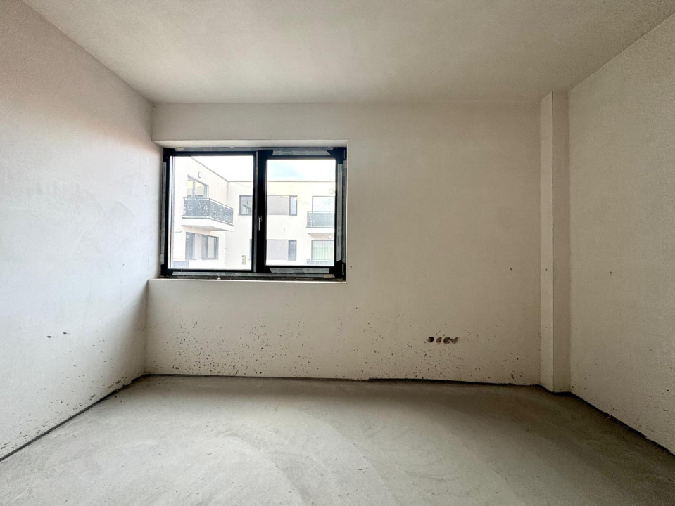 Apartament 3 camere, 70 mp utili, balcon, parcare, zona Pod IRA