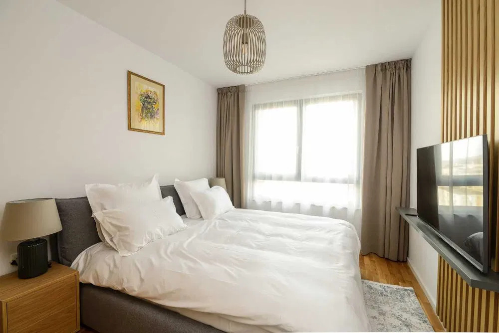 Inchiriere apartament cu 2 camere, 53 mp, Park Lake 3