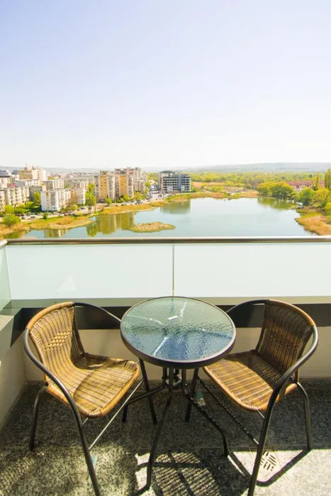 Inchiriere apartament cu 2 camere, 53 mp, Park Lake 3