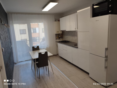 Apartament de 2 camere, 45mp, mobilat utilat, zona Sesu de Sus