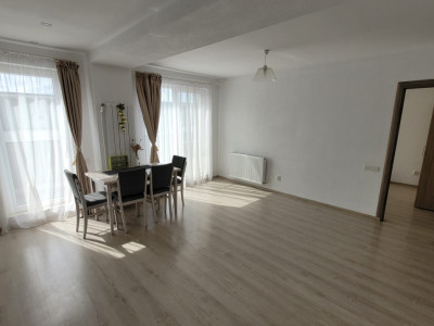 Apartament de 3 camere, 60 mp,  Zona BMW