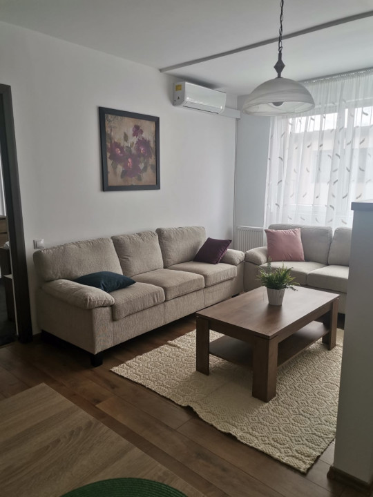 Apartamen de 2 camere, 50 mp, mobilat utilat, etaj intermediar, zona Catanelor.