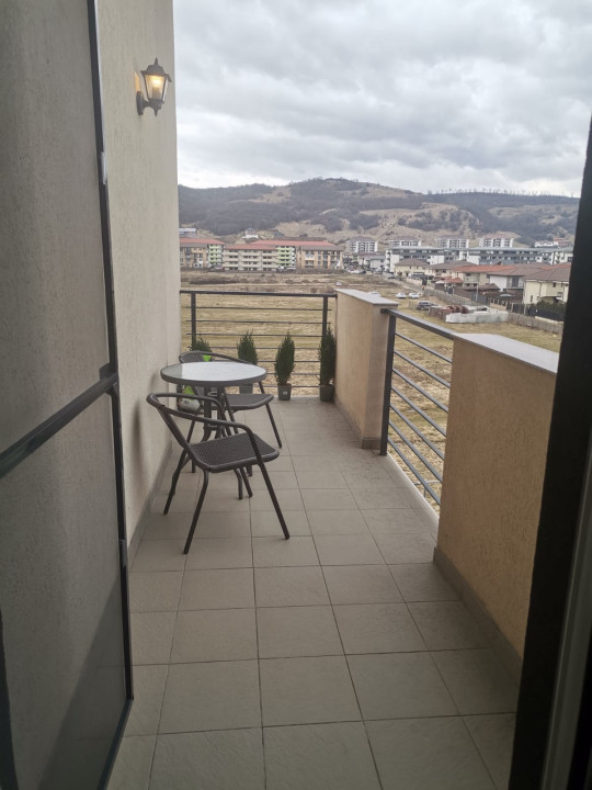 Apartamen de 2 camere, 50 mp, mobilat utilat, etaj intermediar, zona Catanelor.