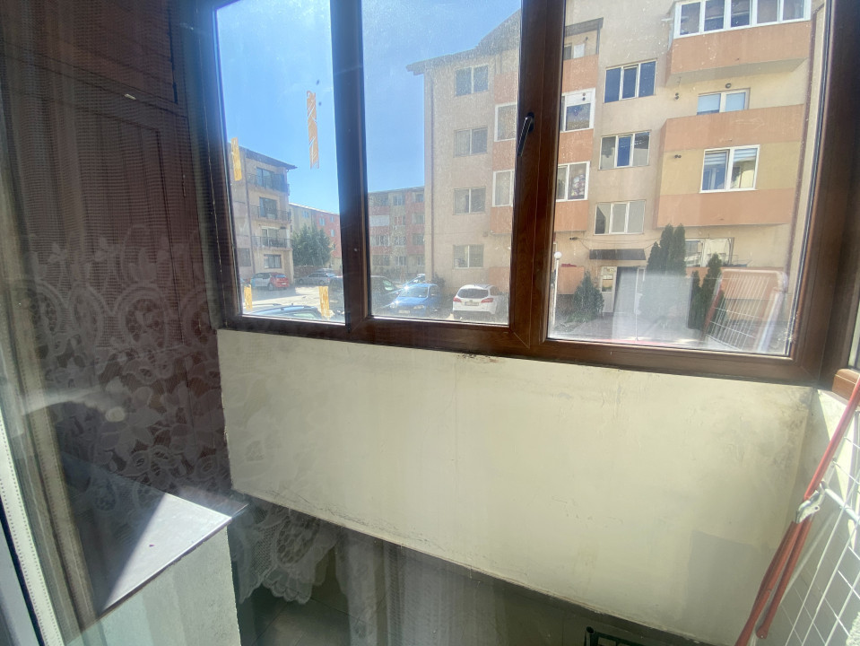 Apartament de 3 camere de inchiriat, 2 balcoane, Floresti