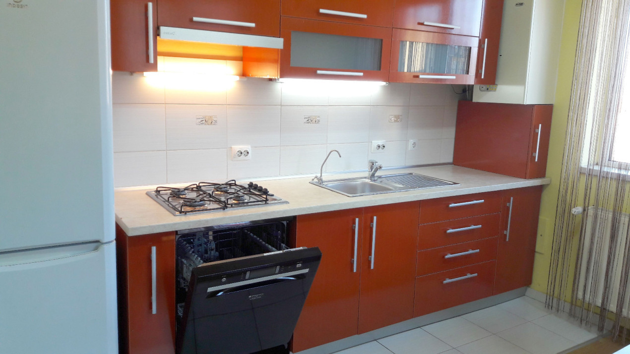 Apartament de 2 camere, de inchiriat 64mp, Zona Stejarului