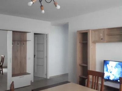 Apartament de 3 camere 60 mp in Zona JYSK