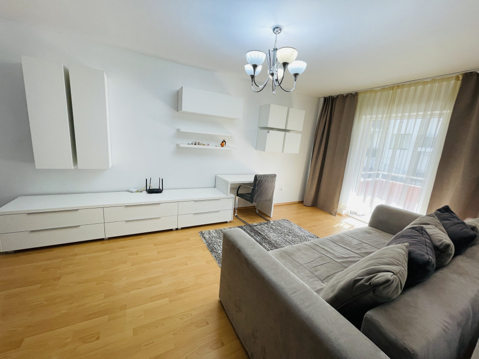 De inchiriat! Apartament de 2 camere, parcare inclusa, Zona Stejarului